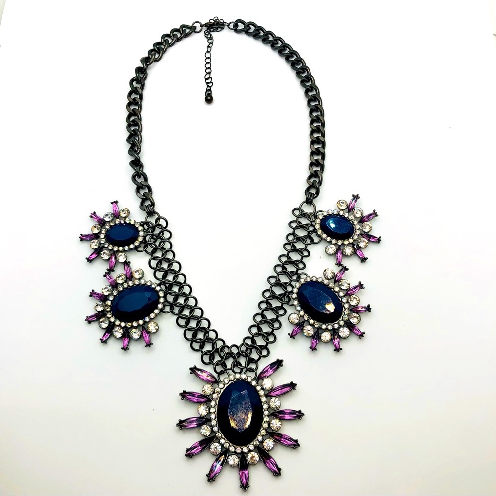 Unknown brand statement necklace black and purple